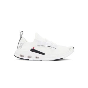 On Cloudeasy in Undyed White & Black